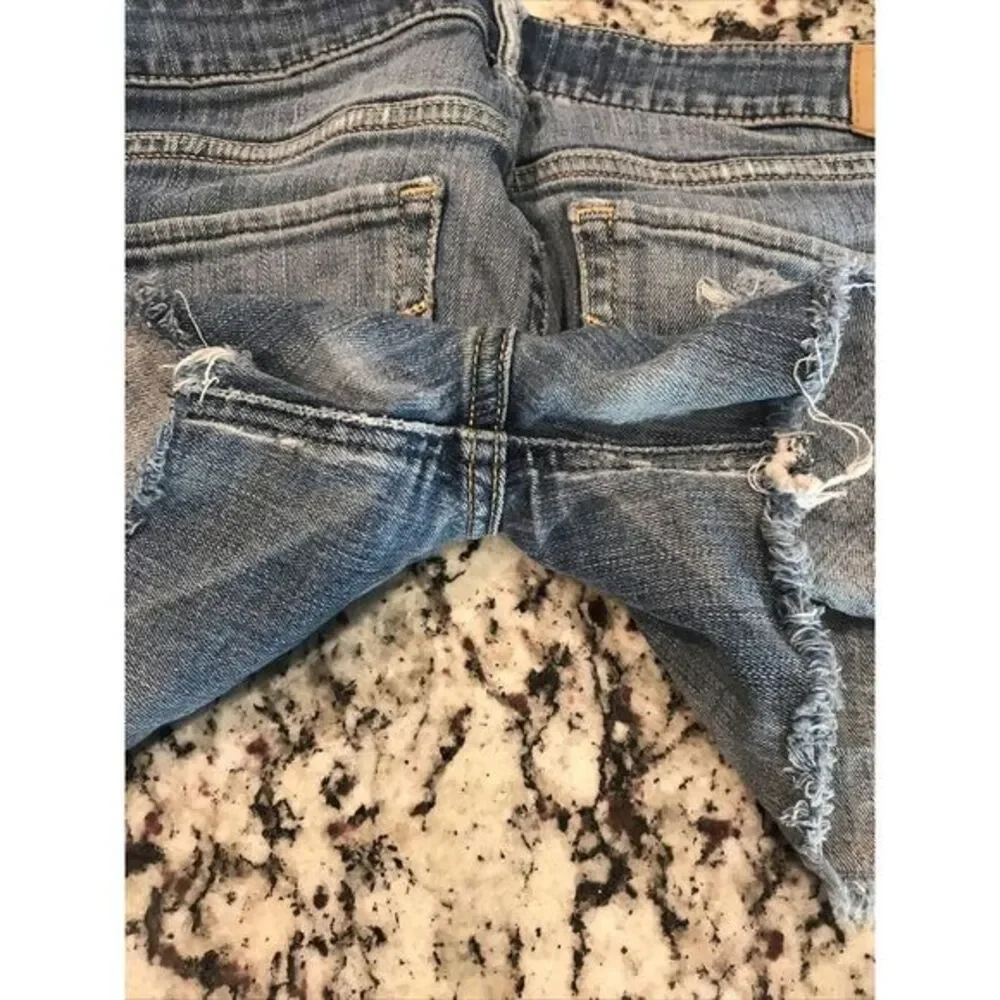 Hollister size 27